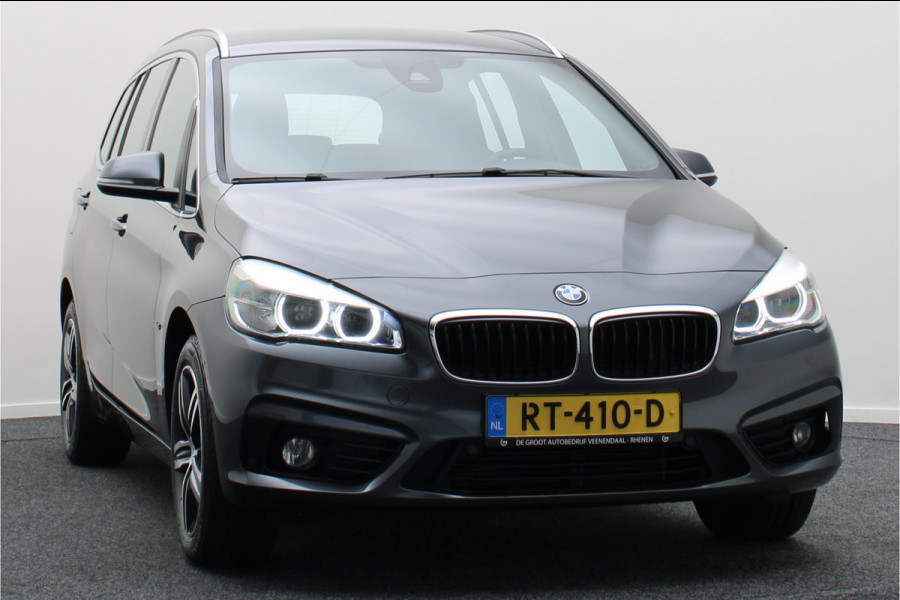 BMW 2 Serie Gran Tourer 218i Executive Sport Line Automaat LED, Navigatie, Leer, Sportstoelen, Camera, Cruise, Rijstooksensor, 17''