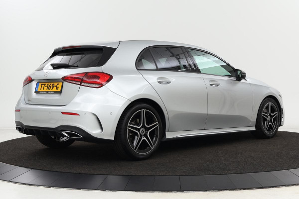 Mercedes-Benz A-Klasse 180 AMG | 54.000km NAP | DAB+ | Stoelverwarming | Widescreen | Camera | Full LED | Half leder | Navigatie | Park Assist