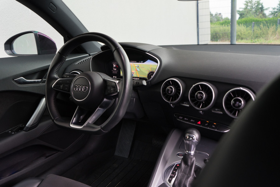 Audi TT 1.8 TFSI Pro Line + / Touch Navigatie/ Cruise Control/ Virtual Cockpit/ Sportonderstel/ 132kW (180PK)