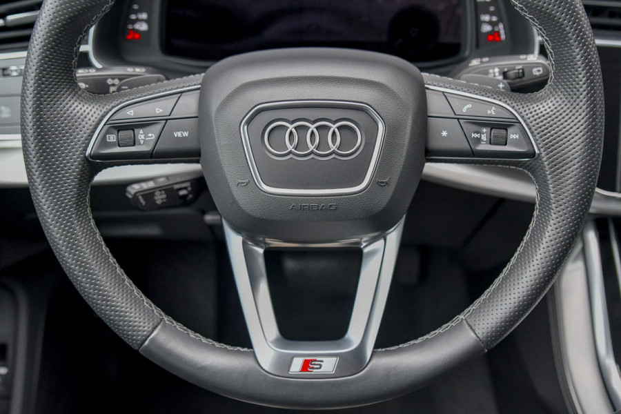 Audi Q7 60 TFSI e quattro Competition. Pano, RS, Massage, Luchtv, Stoelvent, Laser, ACC, B&O, Stuurvw, Camera, Trekhaak!