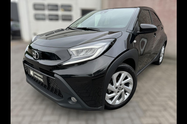 Toyota Aygo X 1.0 Active CAMERA / CARPLAY / 17 INCH LMV / ECC