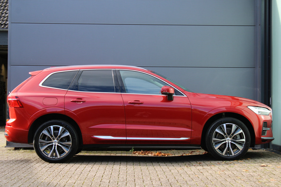 Volvo XC60 2.0 Recharge T6 AWD Ultimate Dark | Luchtvering | H&K | Trekhaak | Head-Up | GOOGLE | Long range