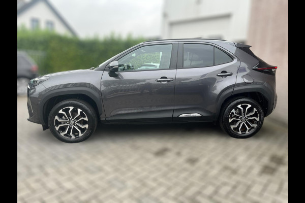 Toyota Yaris Cross 1.5 Hybrid Business Plus PANORAMADAK / ELEKTR. KLEP / HUD / STOELVERW. / NAVI