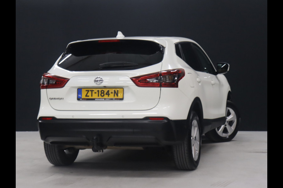 Nissan QASHQAI 1.3 DIG-T Tekna + 160 PK [CAMERA, TREKHAAK, NAVIGATIE, CRUISE CONTROL, CLIMATE CONTROL, NIEUWSTAAT]