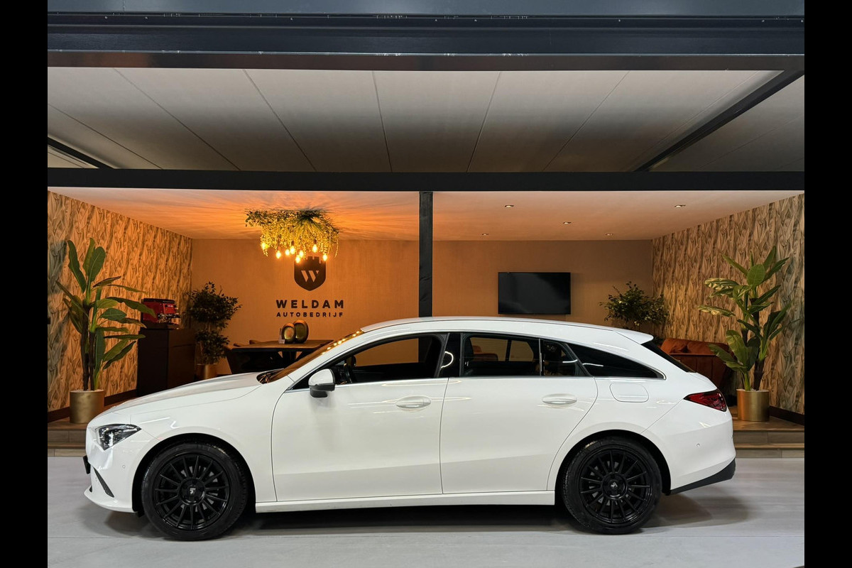 Mercedes-Benz CLA-Klasse Shooting Brake 180 Business Solution Garantie Xenon Cruise Control Leder Navigatie Rijklaar