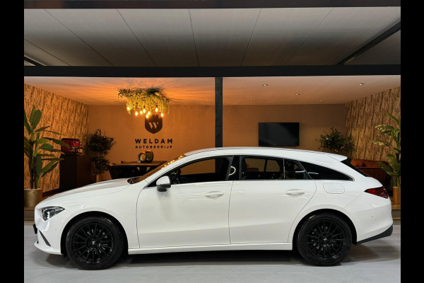 Mercedes-Benz CLA-Klasse Shooting Brake 180 Business Solution Garantie Xenon Cruise Control Leder Navigatie Rijklaar