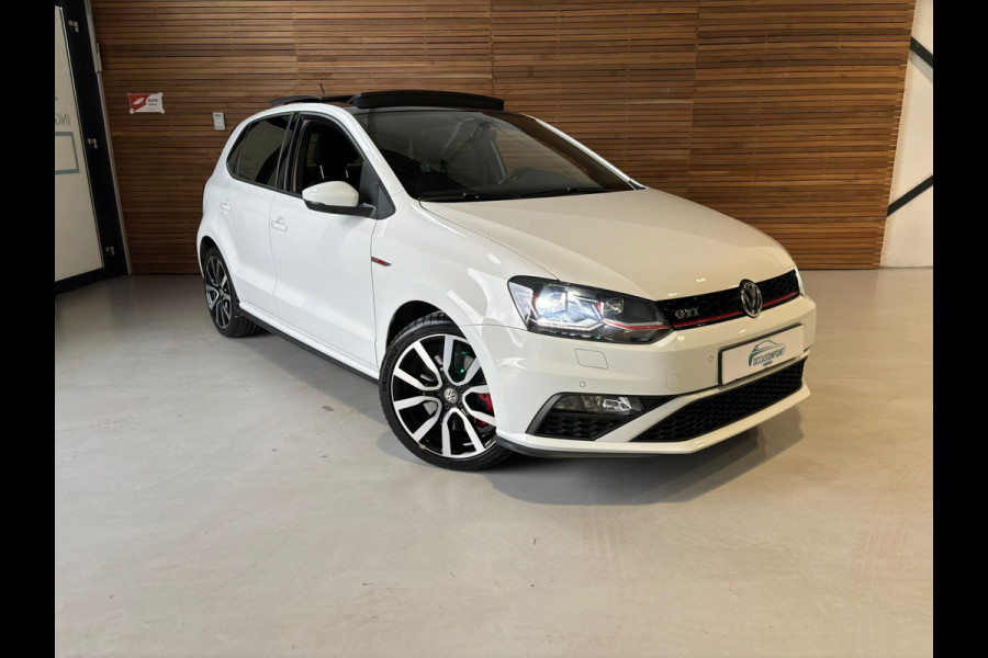 Volkswagen Polo 1.8 TSI GTI | Full LED | PANO | PDC | Climatronic | 17 Inch | Bluetooth connect | top staat! |