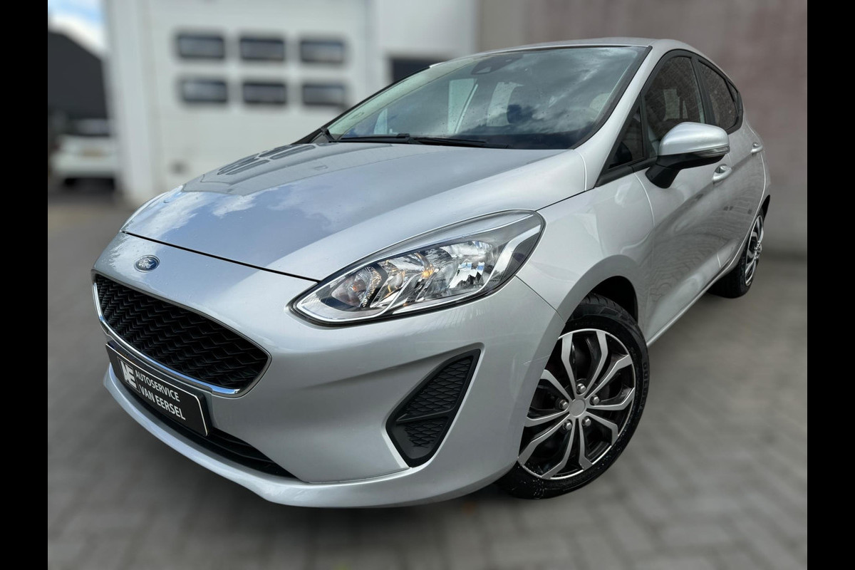 Ford Fiesta 1.1 Trend TREKHAAK / CARPLAY / NL AUTO MET NAP / AIRCO / CRUISE