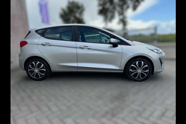 Ford Fiesta 1.1 Trend TREKHAAK / CARPLAY / NL AUTO MET NAP / AIRCO / CRUISE