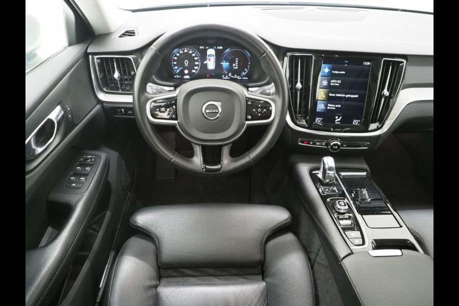 Volvo V60 2.0 T8 Twin Engine AWD Inscription | Panoramadak | Leder | Carplay | Birch Light