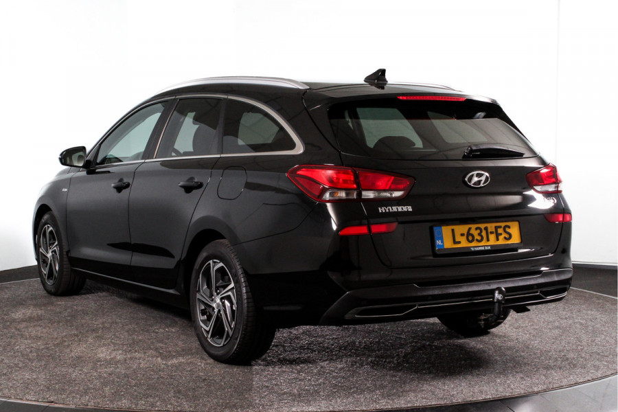 Hyundai i30 Wagon 1.5 T-GDi MHEV 160 PK Premium - Automaat | Cruise | Stoel-+stuurverw. | PDC | Camera | NAV+ App. connect | ECC | Afn. Trekhaak | LM 16" |