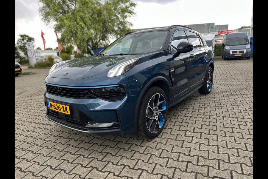 Lynk & Co 01 1.5 PHEV 261PK HYBRID MY22 + TREKHAAK (RIJKLAARPRIJS)