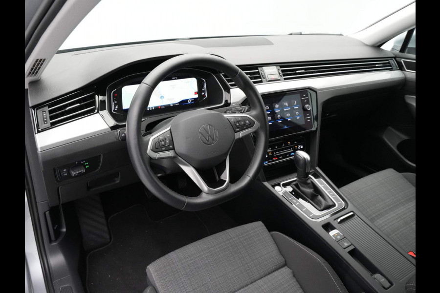 Volkswagen Passat Variant 1.5 TSI 150pk DSG Business Navigatie Virtual Cockpit Acc Camera 226