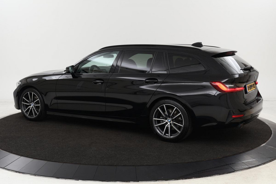 BMW 3 Serie 318i Sport Line | Executive Edition | Half leder | Carplay | Full LED | PDC | Navigatie | Sportstoelen | DAB+