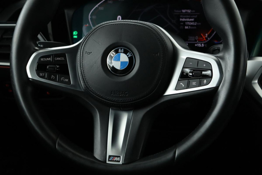 BMW 3 Serie 318i Sport Line | Executive Edition | Half leder | Carplay | Full LED | PDC | Navigatie | Sportstoelen | DAB+