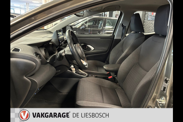 Toyota Yaris 1.5 Hybrid Dynamic nieuw model / camera / airco / Led koplampen /