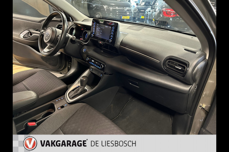 Toyota Yaris 1.5 Hybrid Dynamic nieuw model / camera / airco / Led koplampen /