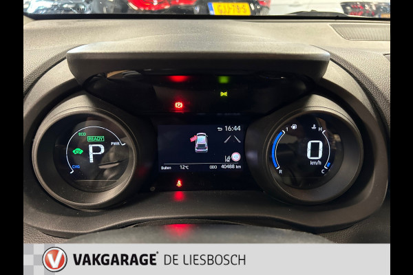 Toyota Yaris 1.5 Hybrid Dynamic nieuw model / camera / airco / Led koplampen /