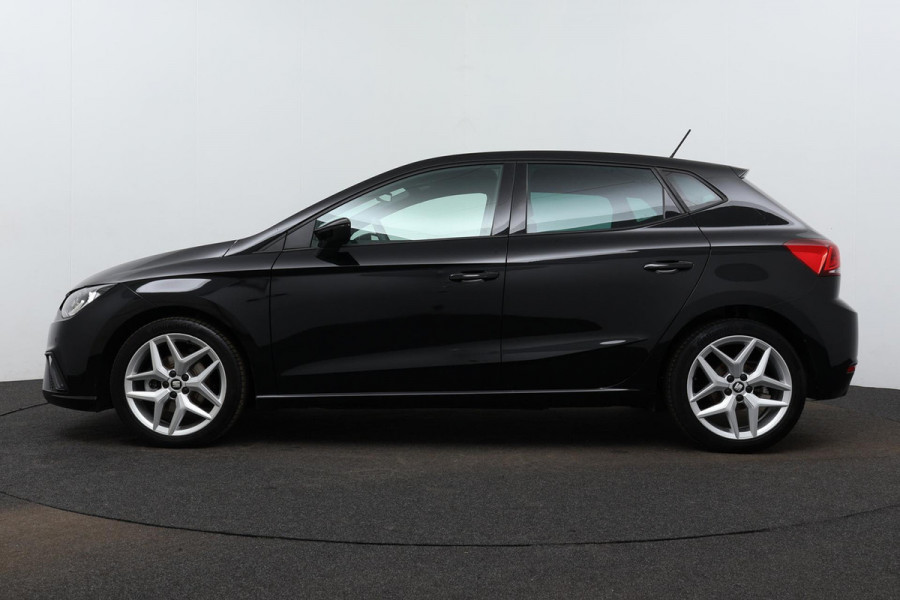 Seat Ibiza 1.0 TSI FR Business Intense VOL!!! (1e Eig, NL-auto, Dealer ondh, Carplay, Navi, Camera, Cruise Con, StoelV, Etc)