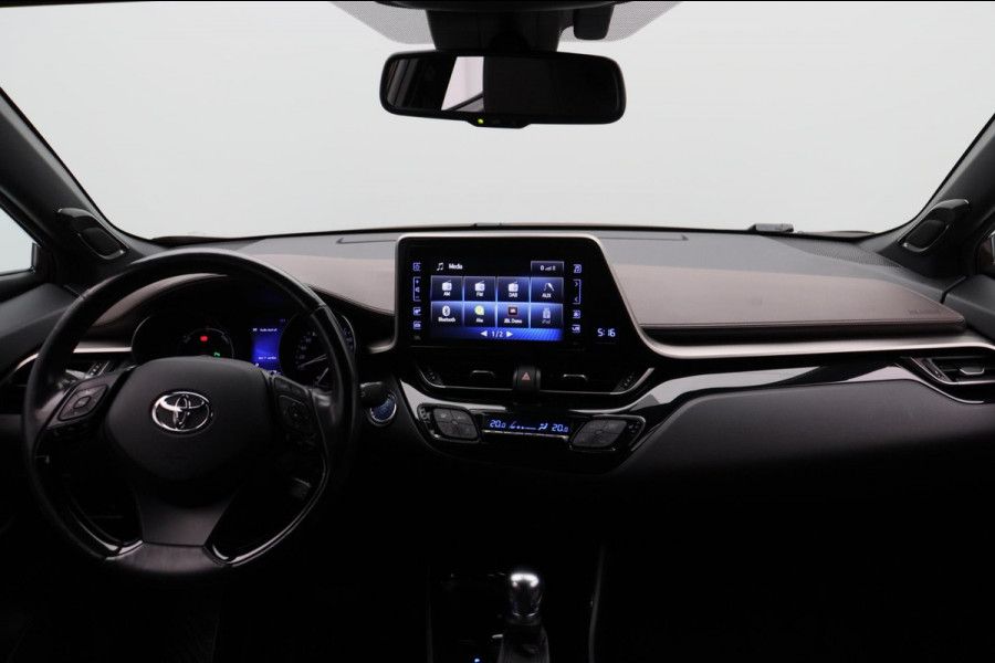 Toyota C-HR 1.8 Hybrid Premium Leder Navigatie Camera Trekhaak * Origineel Nederlands *