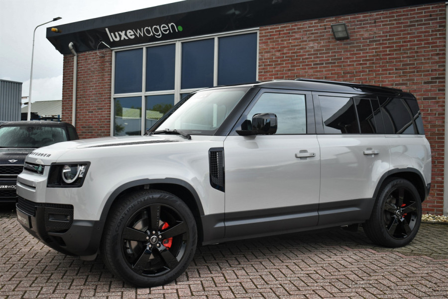 Land Rover Defender 110 3.0 D250 SE Luchtv Trekh ACC 22inch Krijt-wrap