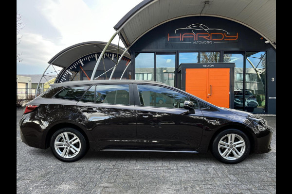 Toyota Corolla Touring Sports 1.8 Hybrid Business Trekhaak All Season Apple Carplay Rijklaarprijs!