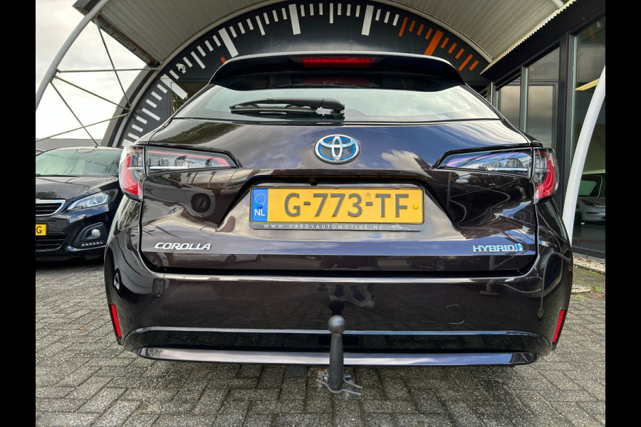 Toyota Corolla Touring Sports 1.8 Hybrid Business Trekhaak All Season Apple Carplay Rijklaarprijs!