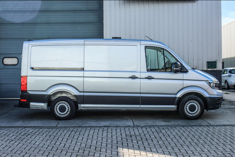 Volkswagen Crafter 35 2.0 TDI L3H2 Comfortline *Camera*Trekhaak*Betimmering*3-Zits*