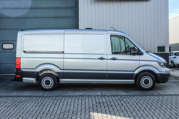 Volkswagen Crafter 35 2.0 TDI L3H2 Comfortline *Camera*Trekhaak*Betimmering*3-Zits*