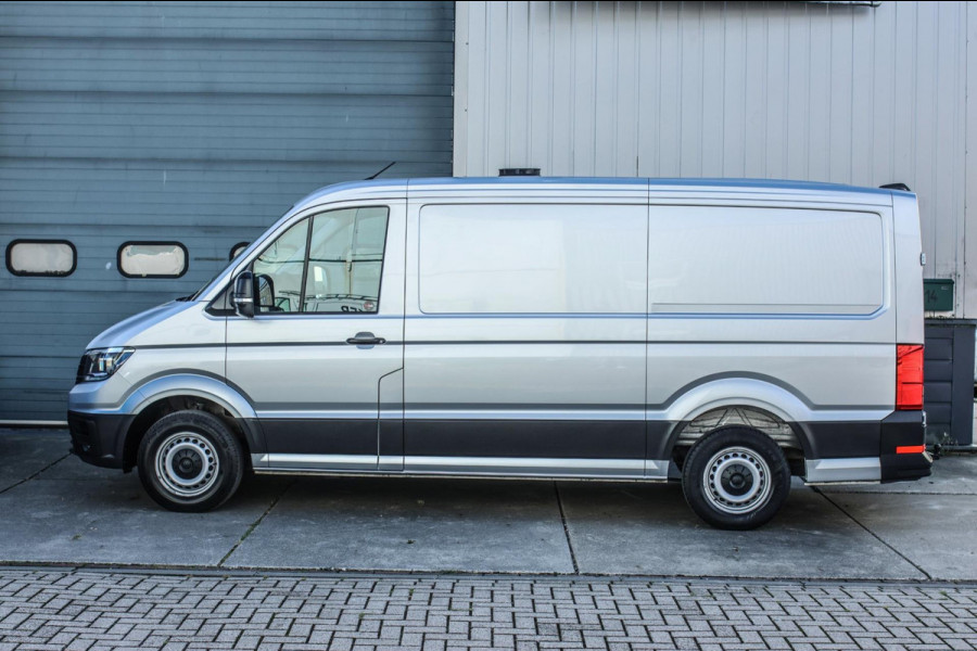 Volkswagen Crafter 35 2.0 TDI L3H2 Comfortline *Camera*Trekhaak*Betimmering*3-Zits*