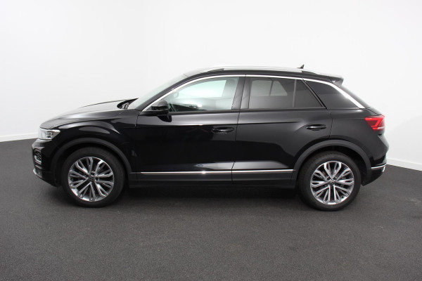 Volkswagen T-Roc 1.5 TSI Sport DSG | Navigatie | Adaptive Cruise Control | Climate Control | Digitale Dashboard | Camera | 18"Lichtmetalen velgen