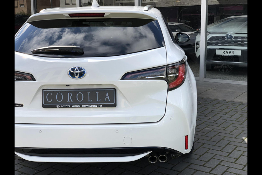 Toyota Corolla Touring Sports 2.0 Hybrid Style | Dodehoekherkenning, Parkeersensoren, CarPlay/Android Auto, Stoel + Stuurverwarming, Keyless