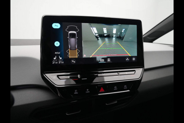 Volkswagen ID.3 First Plus 58 kWh (Ex 2.000,- Subsidie) Navigatie Camera Stoelverwarming Acc 281