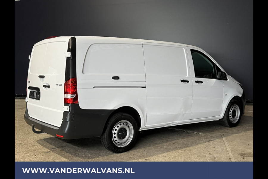 Mercedes-Benz Vito 114 CDI 136pk L2H1 Euro6 Airco | Trekhaak | Cruisecontrol | Parkeersensoren Stoelverwarming, Bijrijdersbank