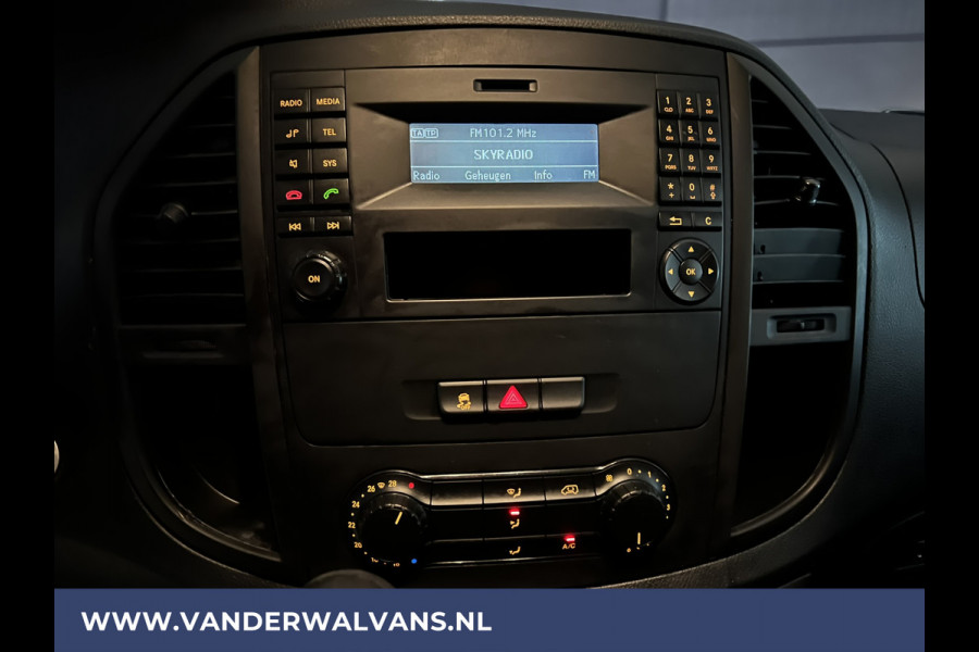 Mercedes-Benz Vito 114 CDI 136pk L2H1 Euro6 Airco | Trekhaak | Cruisecontrol | Parkeersensoren Stoelverwarming, Bijrijdersbank