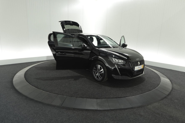 Peugeot 208 PureTech 100 Allure | Camera | Apple Carplay | Parkeersensoren | Stoelverwarming