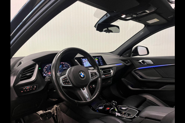 BMW 1-serie M135i xDrive | PANO | HARMAN KARDON | ACC | HUD | KUIPSTOEL | CAMERA