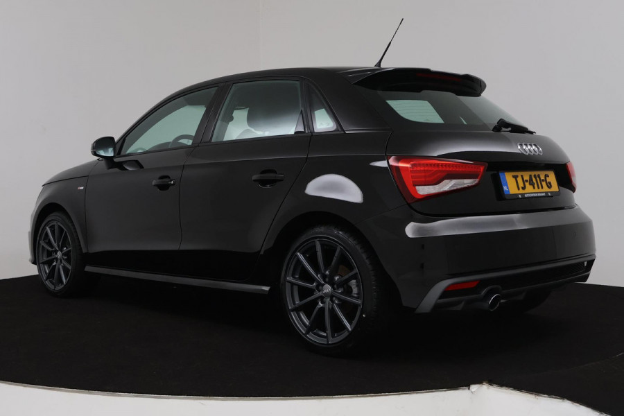 Audi A1 Sportback 1.0 TFSI Advance Sport Automaat (NAVIGATIE, PARKEERSENSOREN, CRUISE, NL-AUTO, GOED ONDERHOUDEN)