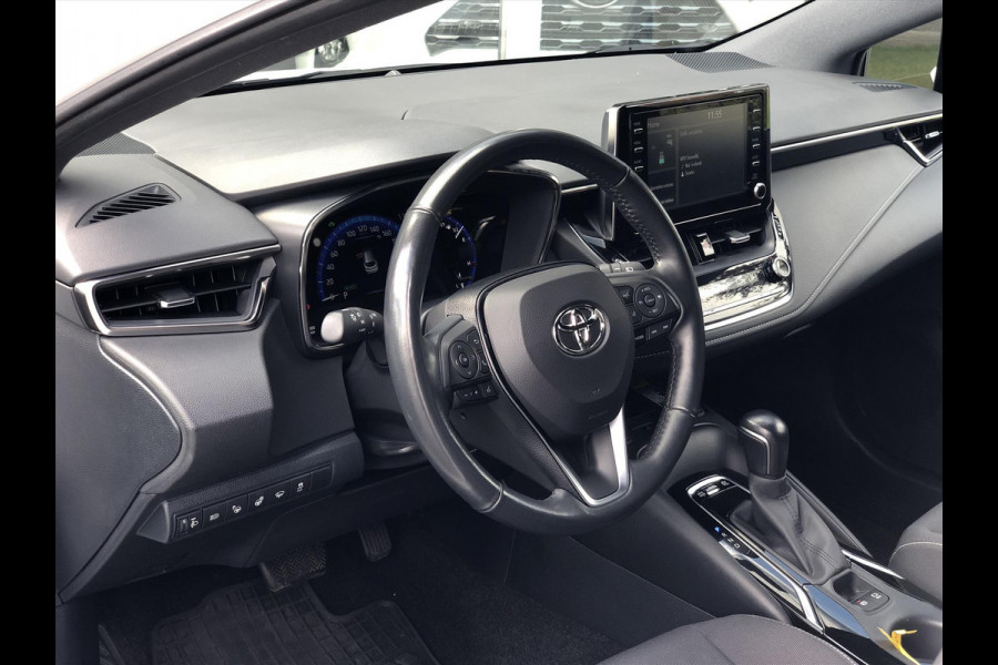 Toyota Corolla Touring Sports 2.0 Hybrid Style | Dodehoekherkenning, Parkeersensoren, CarPlay/Android Auto, Stoel + Stuurverwarming, Keyless