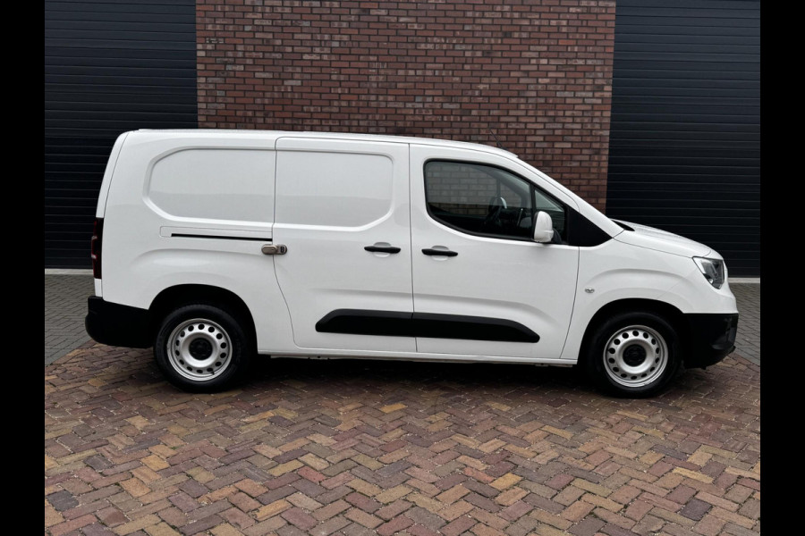 Opel Combo 1.6D L2H1 Edition / 100 PK / Navigatie / Cruise control / Parkeersensoren / 1e Eigenaar / NED-Combo