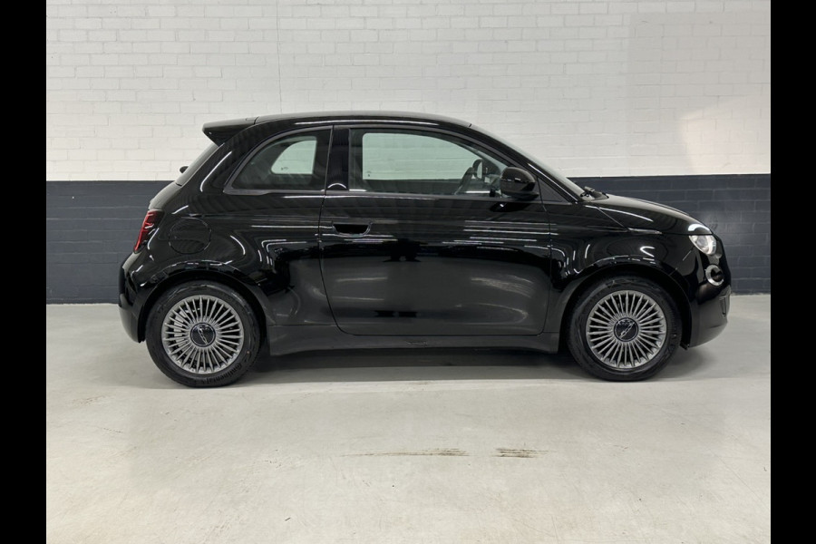 Fiat 500E Icon 42 kWh €2000 Subsidie 320km WLTP | Cruisecontrol | Navigatie | CarPlay | Lane assist | DAB