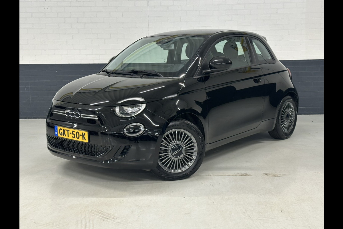 Fiat 500 Icon 42 kWh €2000 Subsidie 320km WLTP | Cruisecontrol | Navigatie | CarPlay | Lane assist | DAB