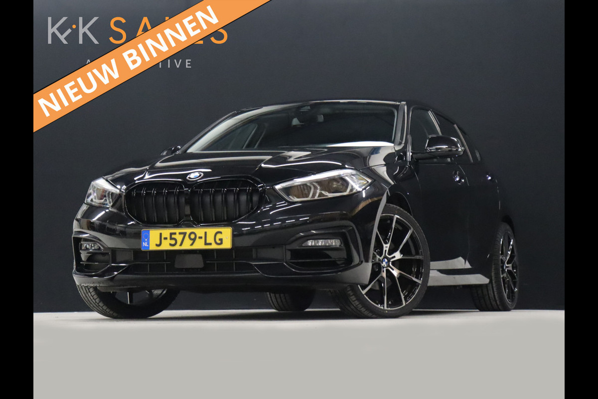 BMW 1-serie 118i Sport Line [APPLE CARPLAY, NAVIGATIE, LED, DAB, STUUR LEDER, SPORTSTOELEN, NIEUWSTAAT]