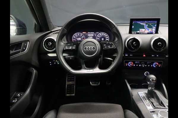 Audi A3 Sportback 35 TFSI CoD Advance Sport 150 PK / 3X S-LINE [VIRTUAL COCKPIT, VLAK STUUR, LED, DAB, NAVIGATIE, NIEUWSTAAT]