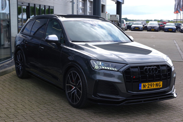 Audi Q7 4.0 TDI SQ7 435 PK V8 Quattro 7p, Panoramadak, Trekhaak, 4-Wielsturing, BOSE, Laser-LED, 22" LM