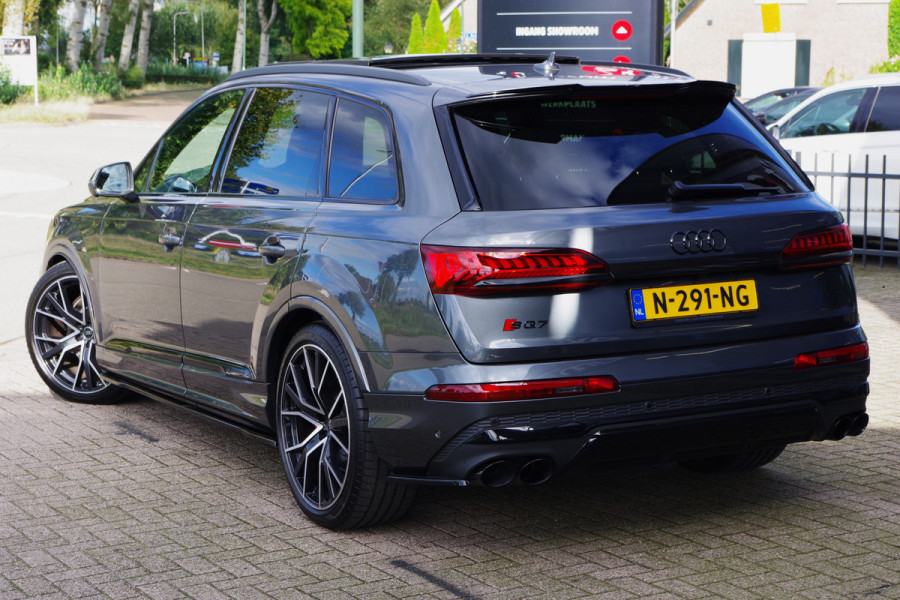 Audi Q7 4.0 TDI SQ7 435 PK V8 Quattro 7p, Panoramadak, Trekhaak, 4-Wielsturing, BOSE, Laser-LED, 22" LM