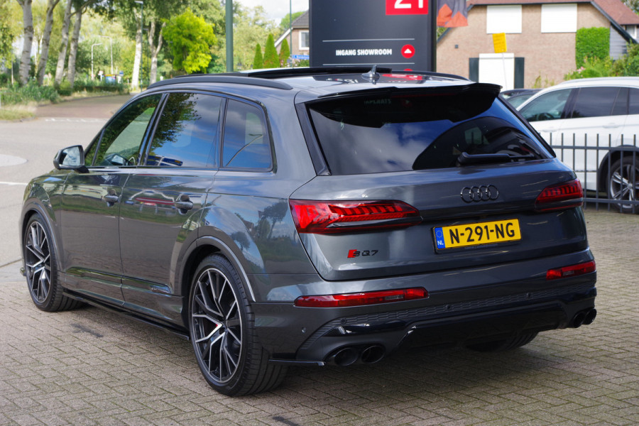 Audi Q7 4.0 TDI SQ7 435 PK V8 Quattro 7p, Panoramadak, Trekhaak, 4-Wielsturing, BOSE, Laser-LED, 22" LM