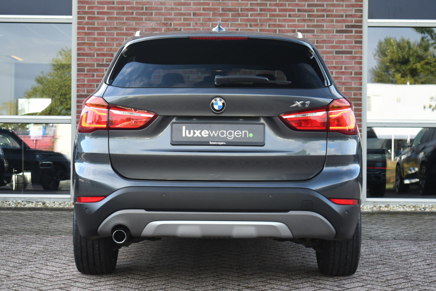 BMW X1 sDrive18i X-Line Sportstoel 18inch El-Klep Stuurwielverw