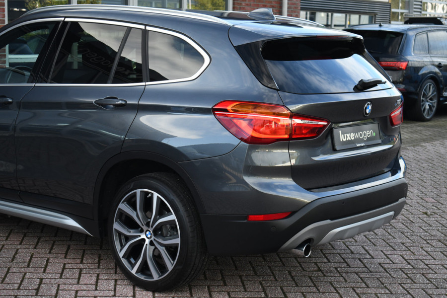 BMW X1 sDrive18i X-Line Sportstoel 18inch El-Klep Stuurwielverw