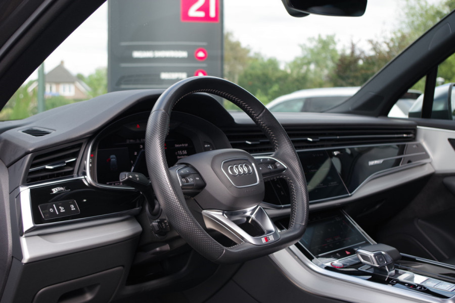 Audi SQ7 4.0 TDI SQ7 435 PK V8 Quattro 7p, Panoramadak, Trekhaak, 4-Wielsturing, BOSE, Laser-LED, 22" LM